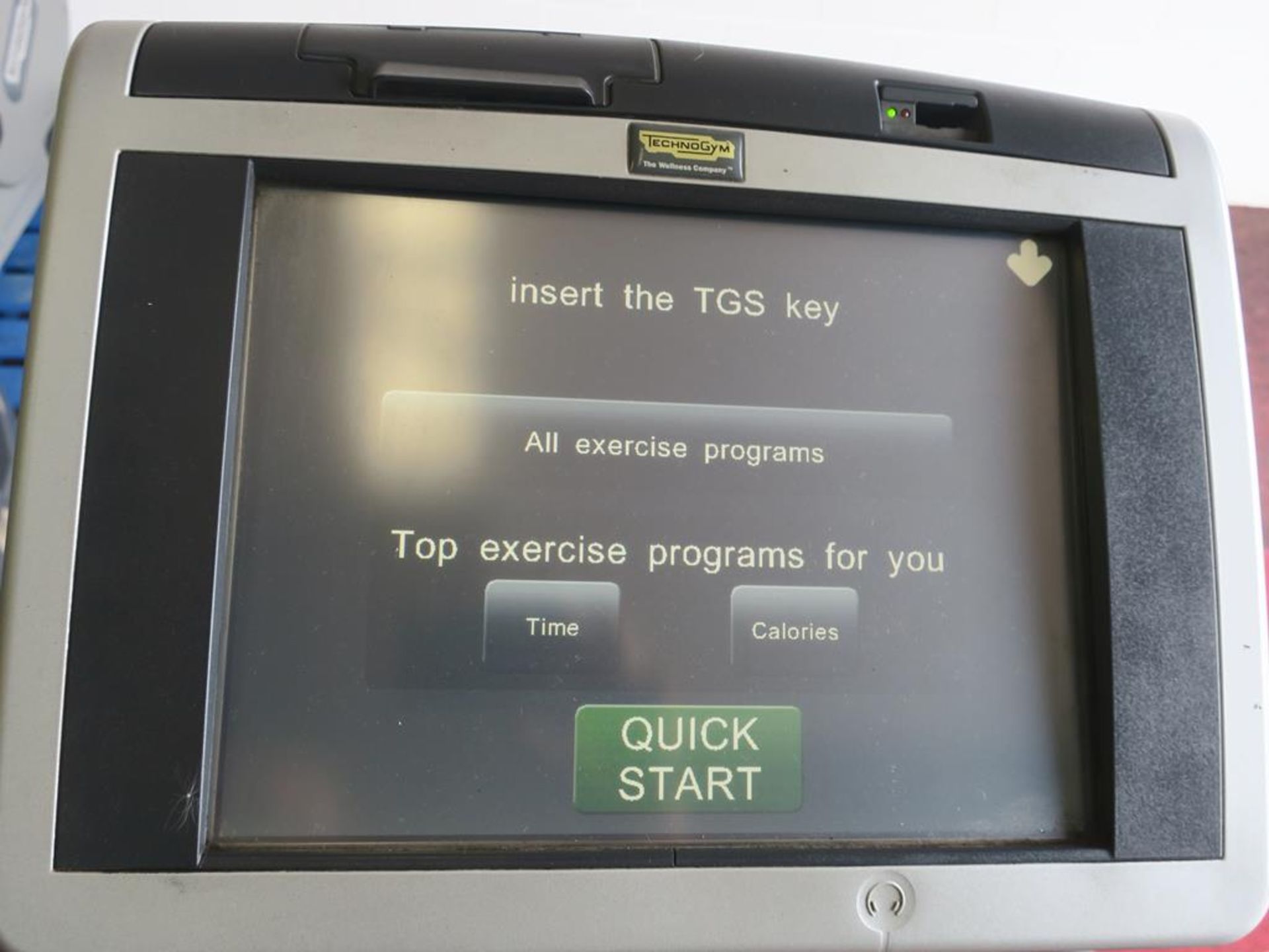 * A Technogym Wave EXC 700i with interactive screen. S/N DA983D09000185. Please note there is a £ - Image 5 of 5