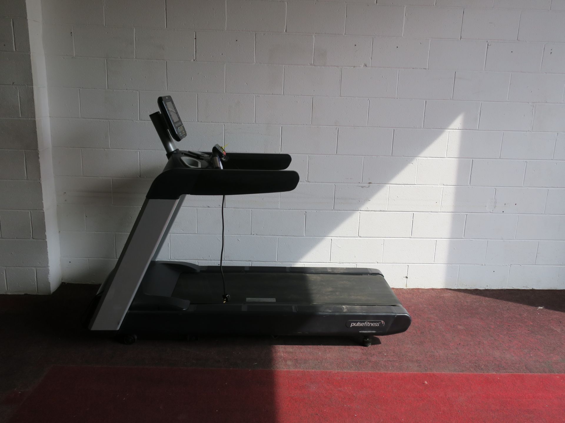 * A Pulse Fitness Model 260G Treadmill with interactive screen, heart rate monitors, cup holders, - Image 2 of 6