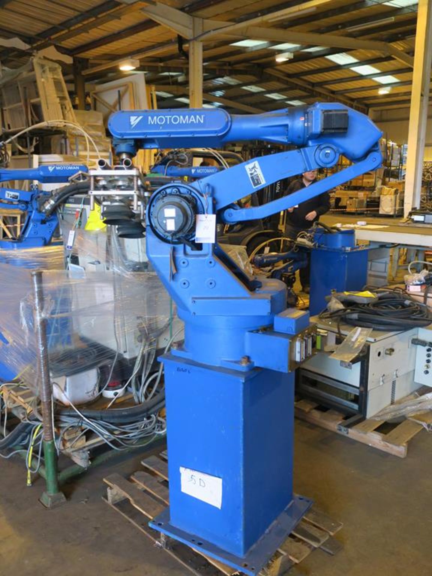 * 1999 Motoman Type YR-SK16-J00 Manipulator Robot; Payload 16Kg; Mass 280Kg; s/n RH9220-9075-5 (no