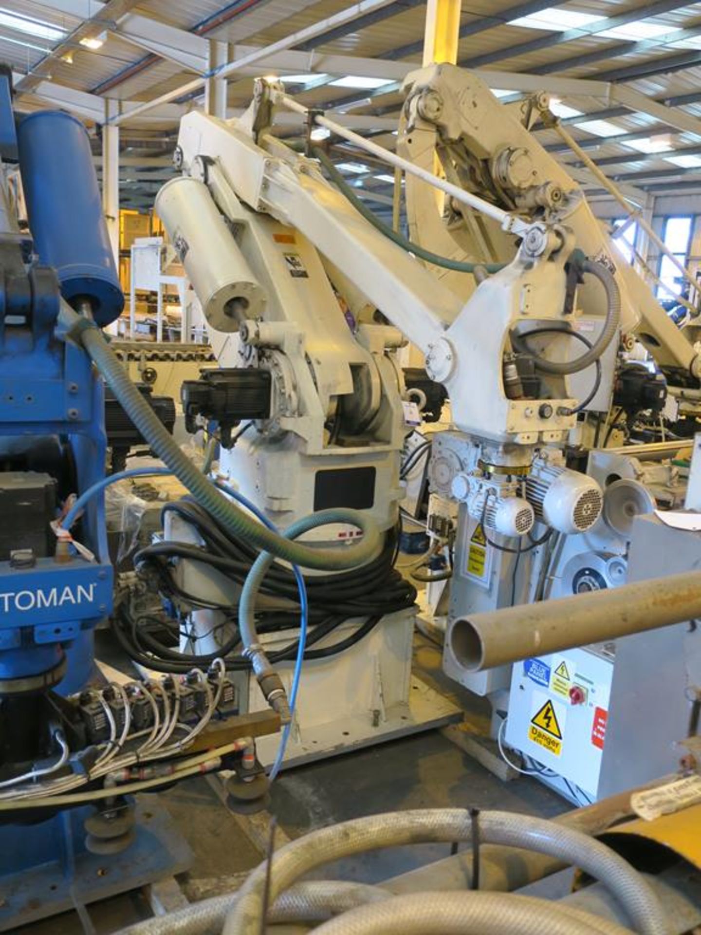 * 2000 Motoman Type Yr-Sp100-Joi Manipulator Robot; No Attachment Included; Payload 100kg; Mass