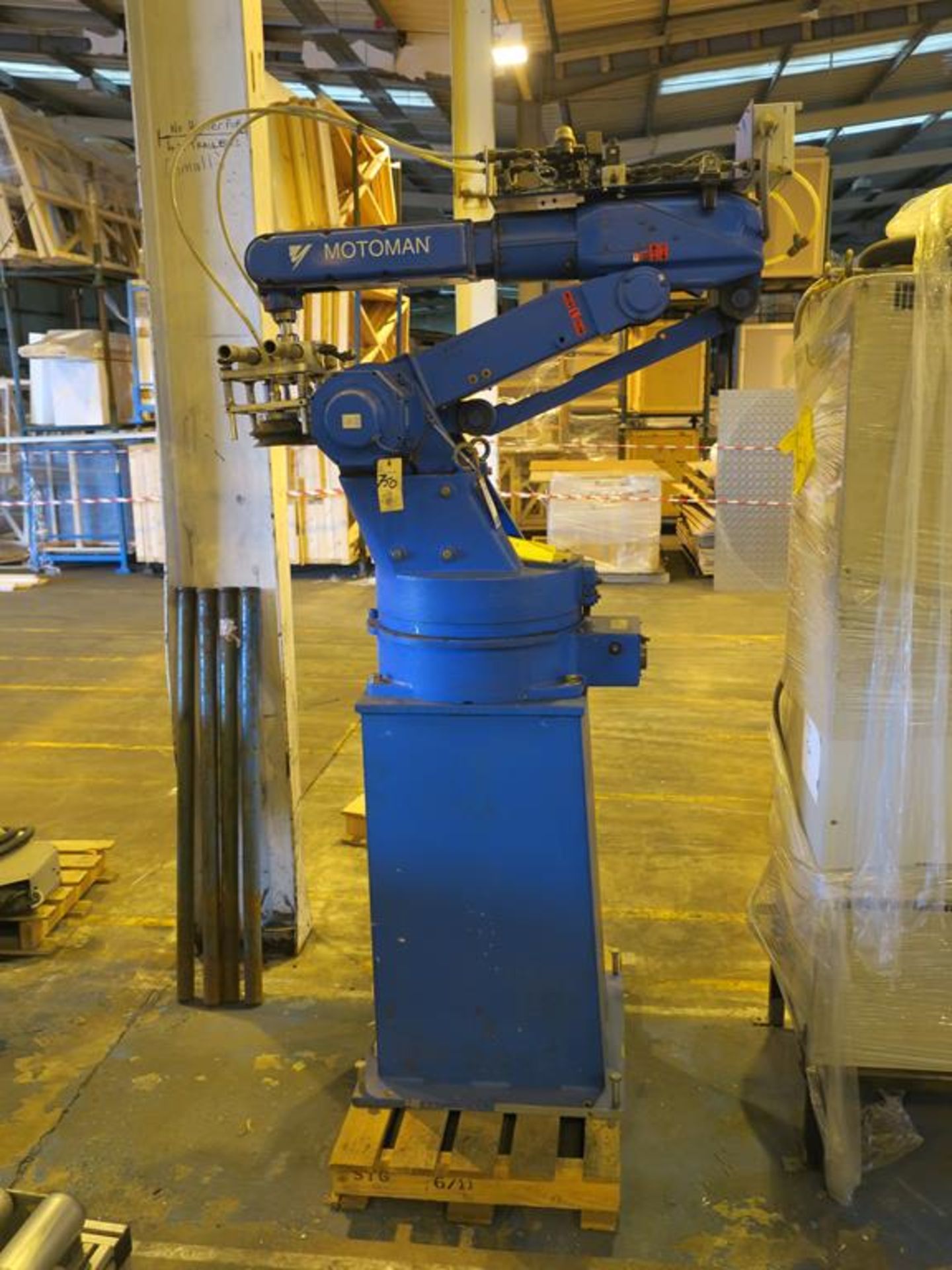 * 1995 Motoman Type Yr-K10-C003 Manipulator Robot C/W Attachment; Payload 10kg; Mass 300kg; Serial