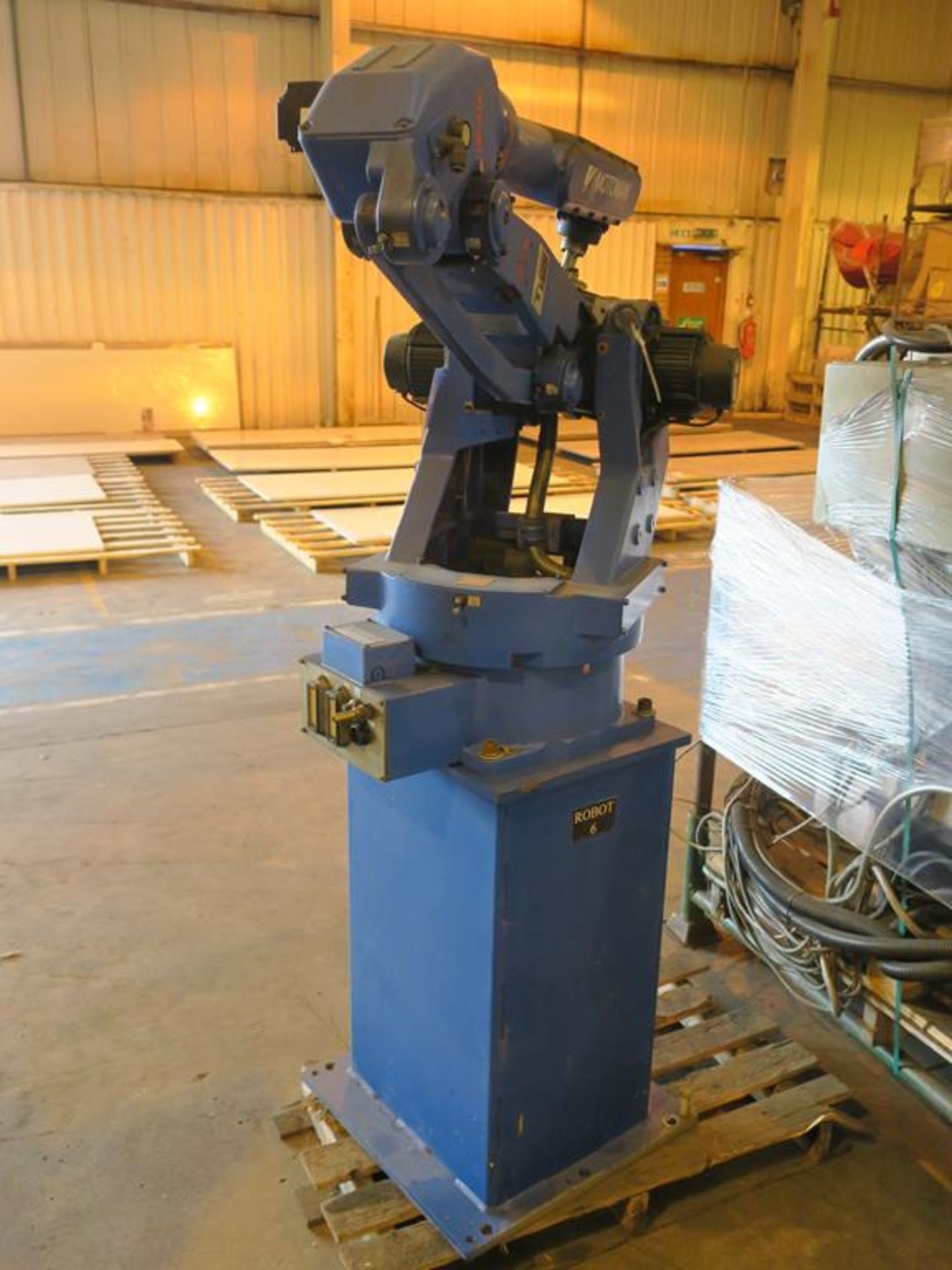 * 1999 Motoman Type YR-SK16-J00 Manipulator Robot; Payload 16Kg; Mass 280Kg; s/n RH9220-9075-5 (no - Bild 3 aus 4