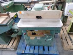 * Wadkin Bursgreen Heavy Duty Spindle Moulder, Machine No: BER3 751370. Please note there is a £10