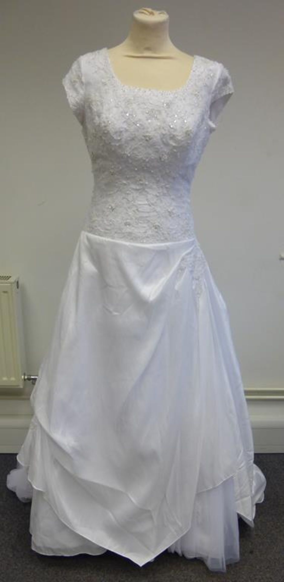 * Bonny Style 2908, size 10 Wedding Dress (RRP £745)