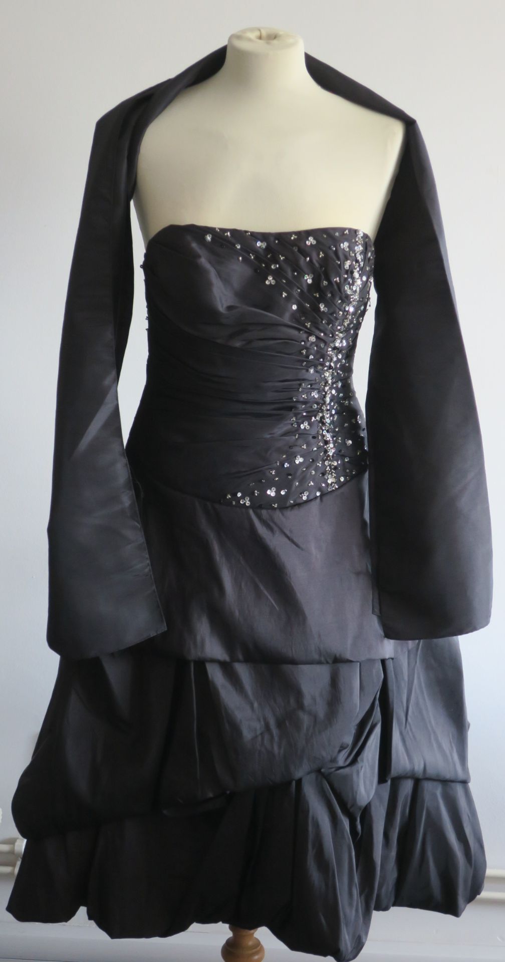 33 Dresses, Size 12 to include Princess, Oil Premium, Dazzle Prom, Together, Kaleidoscope, LA - Image 34 of 77