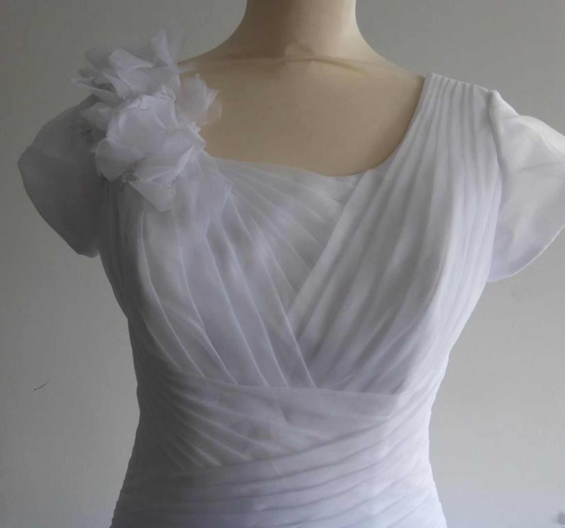 * Bonny Bridal, Size 8, Style 2421 Wedding Dress (RRP £1,185) - Image 2 of 4