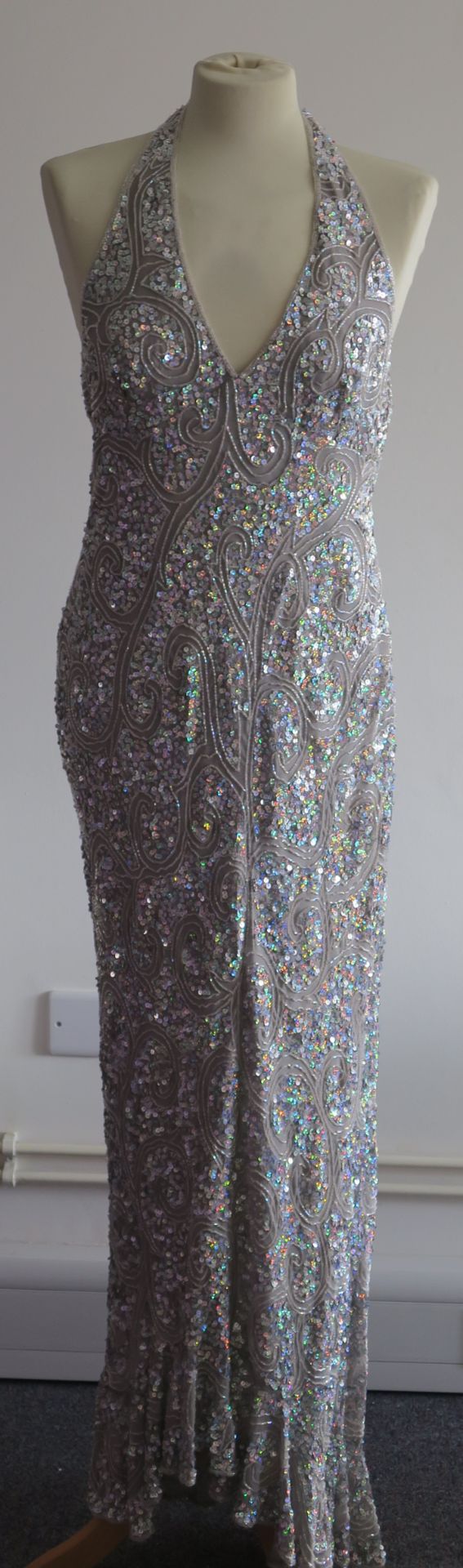 33 Dresses, Size 12 to include Princess, Oil Premium, Dazzle Prom, Together, Kaleidoscope, LA - Image 60 of 77