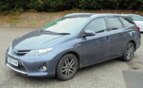 Toyota Auris 1-8VVTI Hybrid Automatic Touring Spor