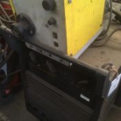 * Kamanchi 350S Mig Welder with F40 Wire Feed. Please note this lot is located in Barton. Viewing