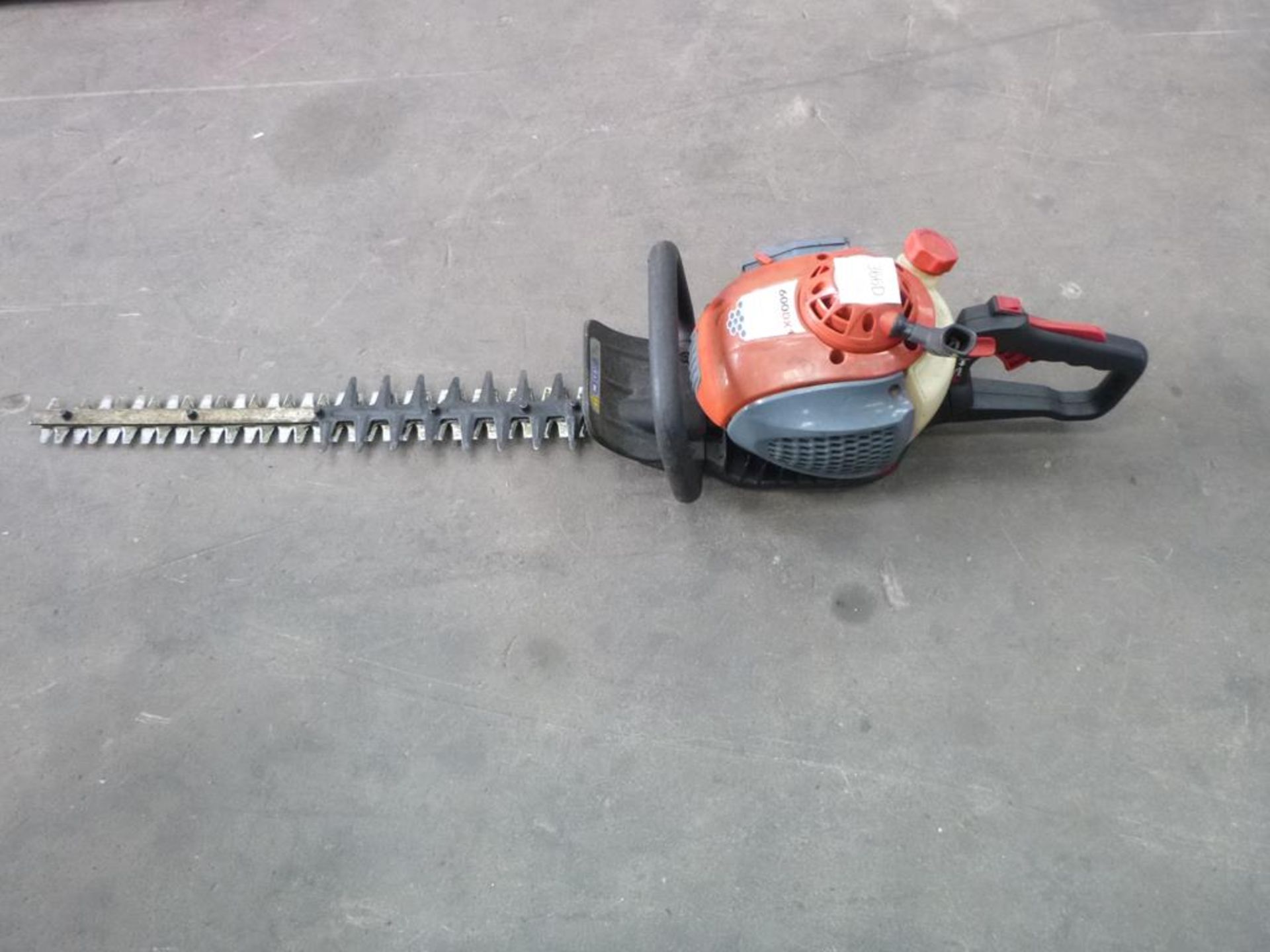 A Mitox 600dx Hedge Cutter 60cm