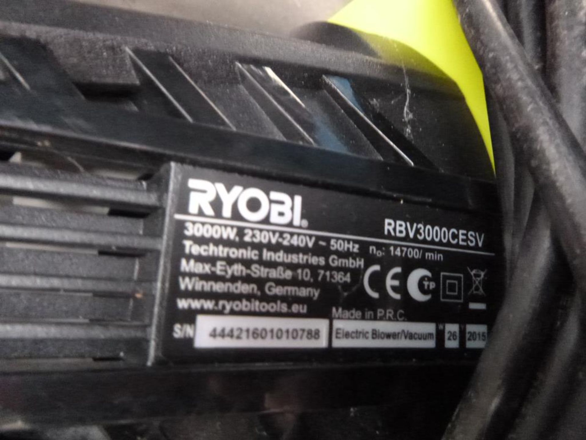 A Ryobi RBV3000 CESV Garden Vacuum 240V - Image 2 of 2