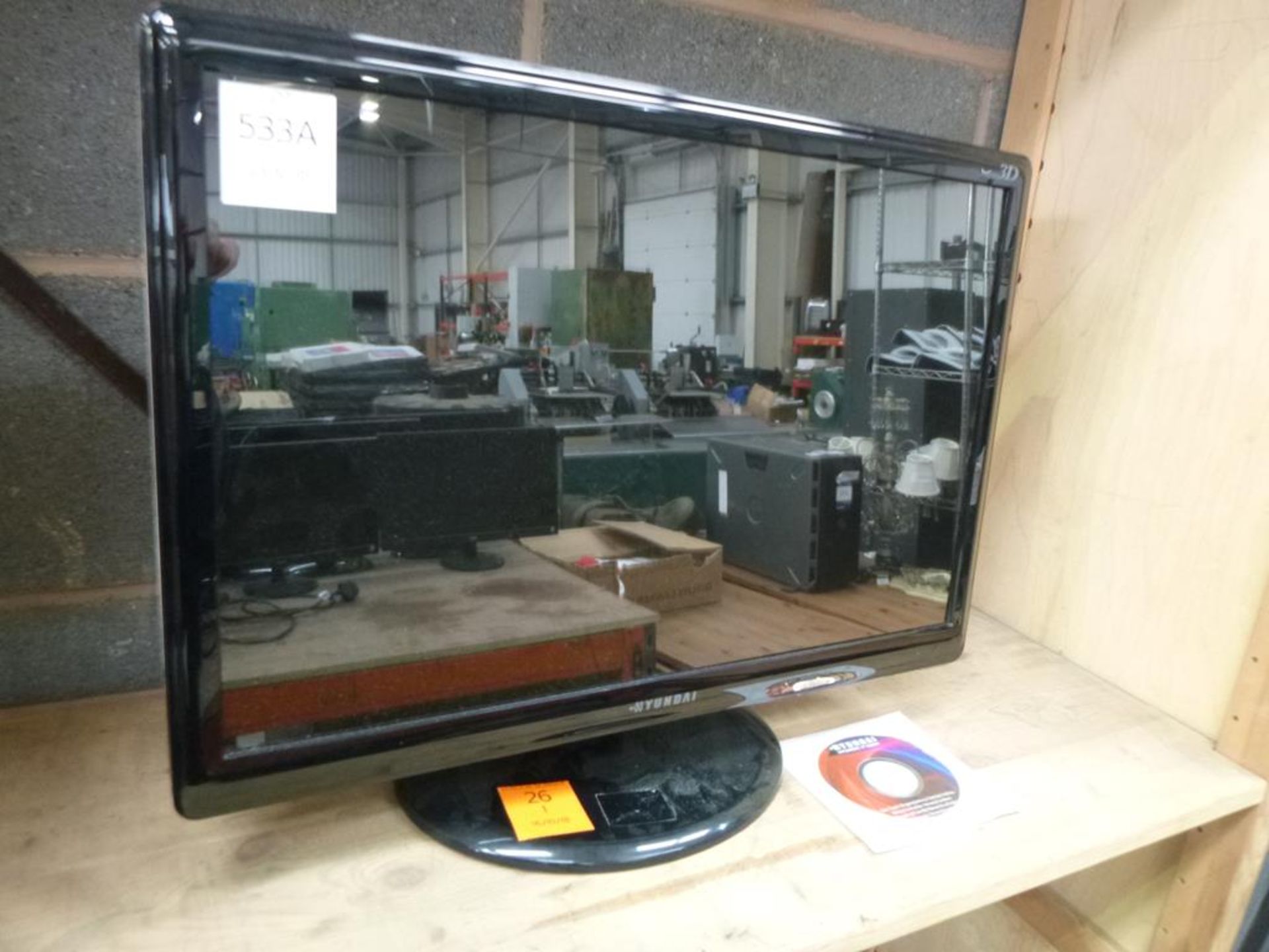 2 X Hyundai W220S Virtual 3D Monitors complete with Driver Disks