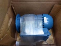 * Weg Electric Motor, 0.37kW, 4 Pole, 50Hz, 110V (E703579M-WEG)