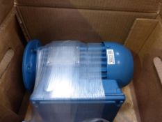 * Weg Electric Motor, 0.37kW, 4 Pole, 50Hz, 110V (E703579M-WEG)