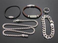 * Five items of new 'Fred Bennett' jewellery to include Stainless Steel Necklace, Bracelet, two