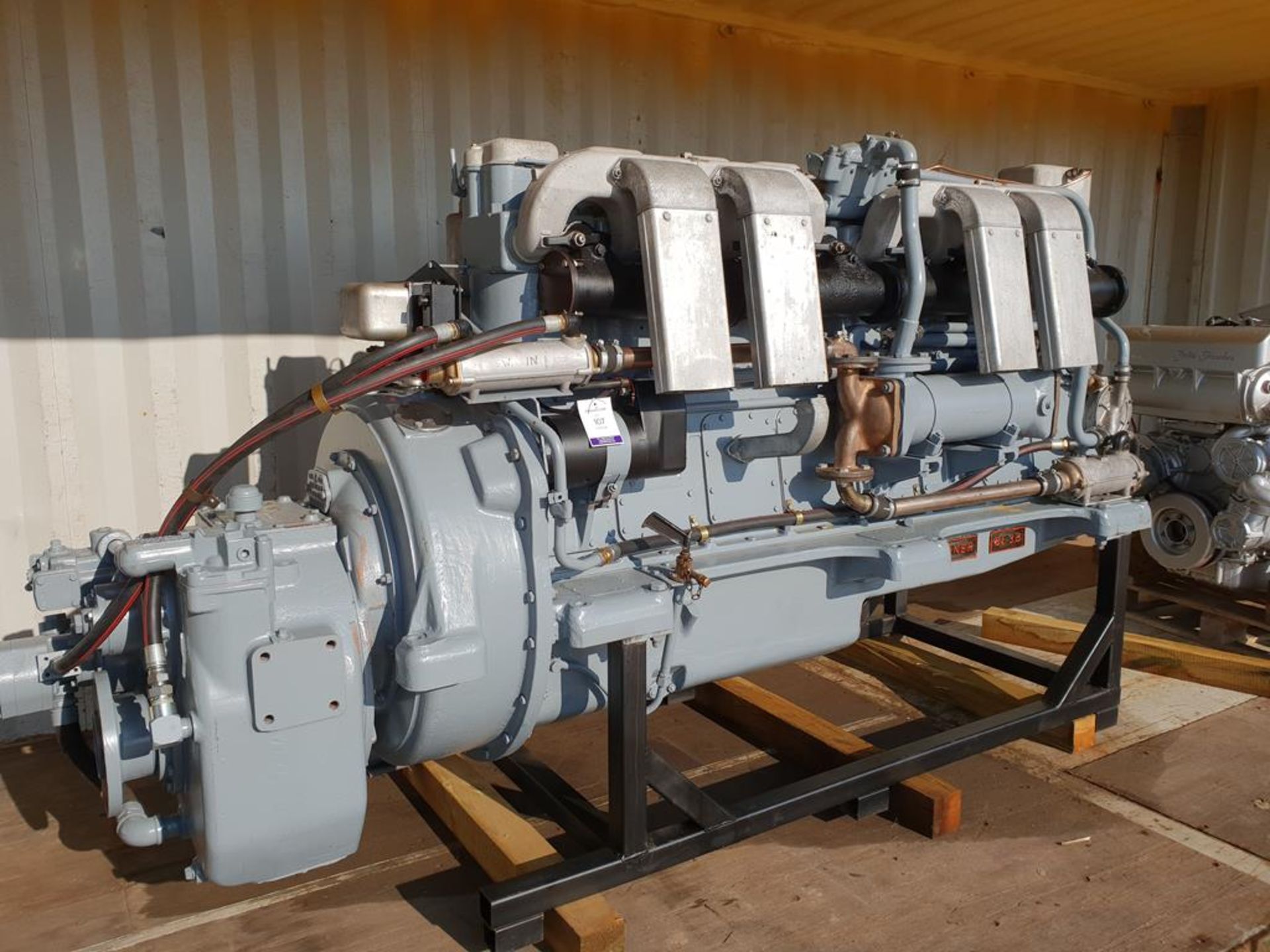 * Gardiner Type SL3B Reconditioned Marine Diesel Engine in Gearbox