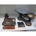 This is a Timed Online Auction on Bidspotter.co.uk, Click here to bid. A vintage set of Balance