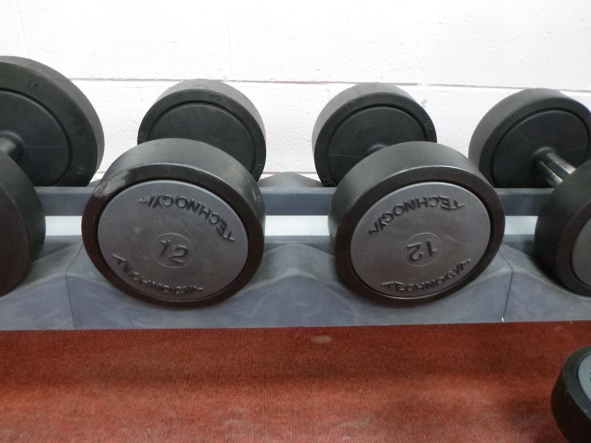 * A TechnoGym Weight Stand complete with Dumbbells, 2 X 20Kg, 2 X 18Kg, 2 X 16Kg, 2 X 14Kg, 4 X - Image 3 of 7