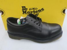 * A pair of New/Boxed Dr Martens Shoes, 2216 PW, Fine Haircell, 13711001, in black, UK Size 11