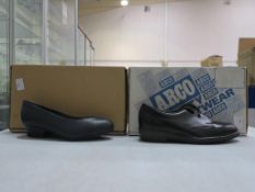* Two pairs of new/boxed Arco Footwear: a pair of Ladies Black Leather Shoes size 3 and a pair of