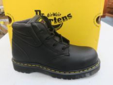 * A pair of New/Boxed Dr Martens Boots, Icon 7B09 SSF, 12230001, Industrial Full Grain, in black, UK