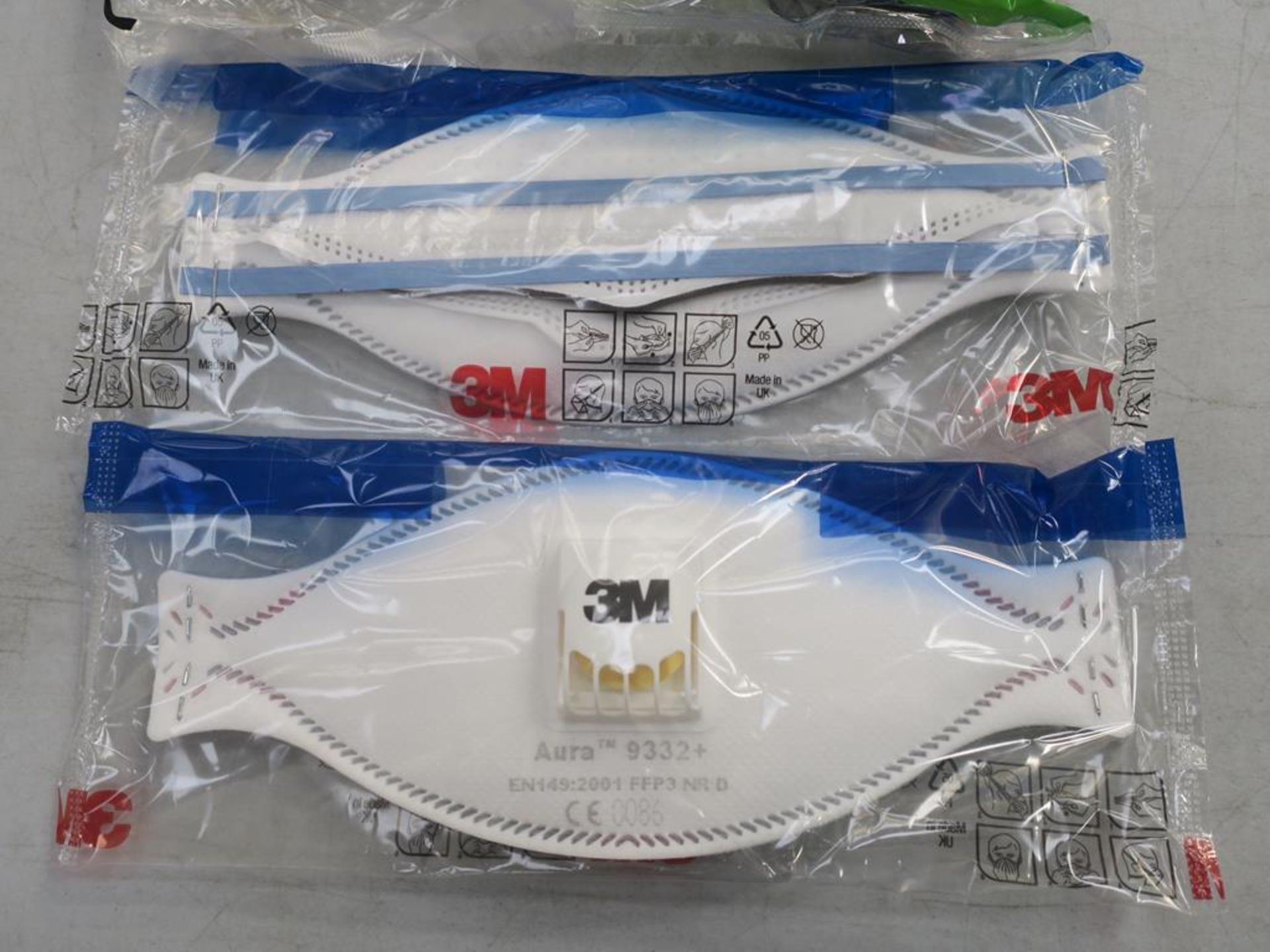 * A box containing Click 'Premium Eyewear' Protective Glasses (7), Breathing Protective Masks (7) - Image 3 of 3