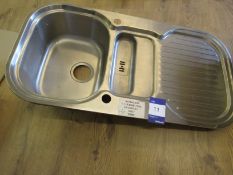 1 ¼ bowl sink with drainer