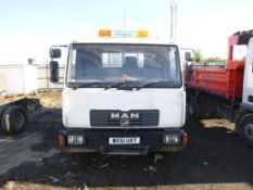 * MAN LE140C Tipping Truck