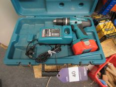 Makita 8391D Cordless Drill with battery, charger and case