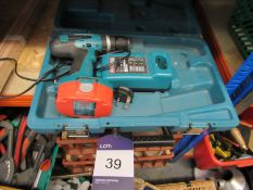 Makita 8391D Cordless Drill with battery, charger and case