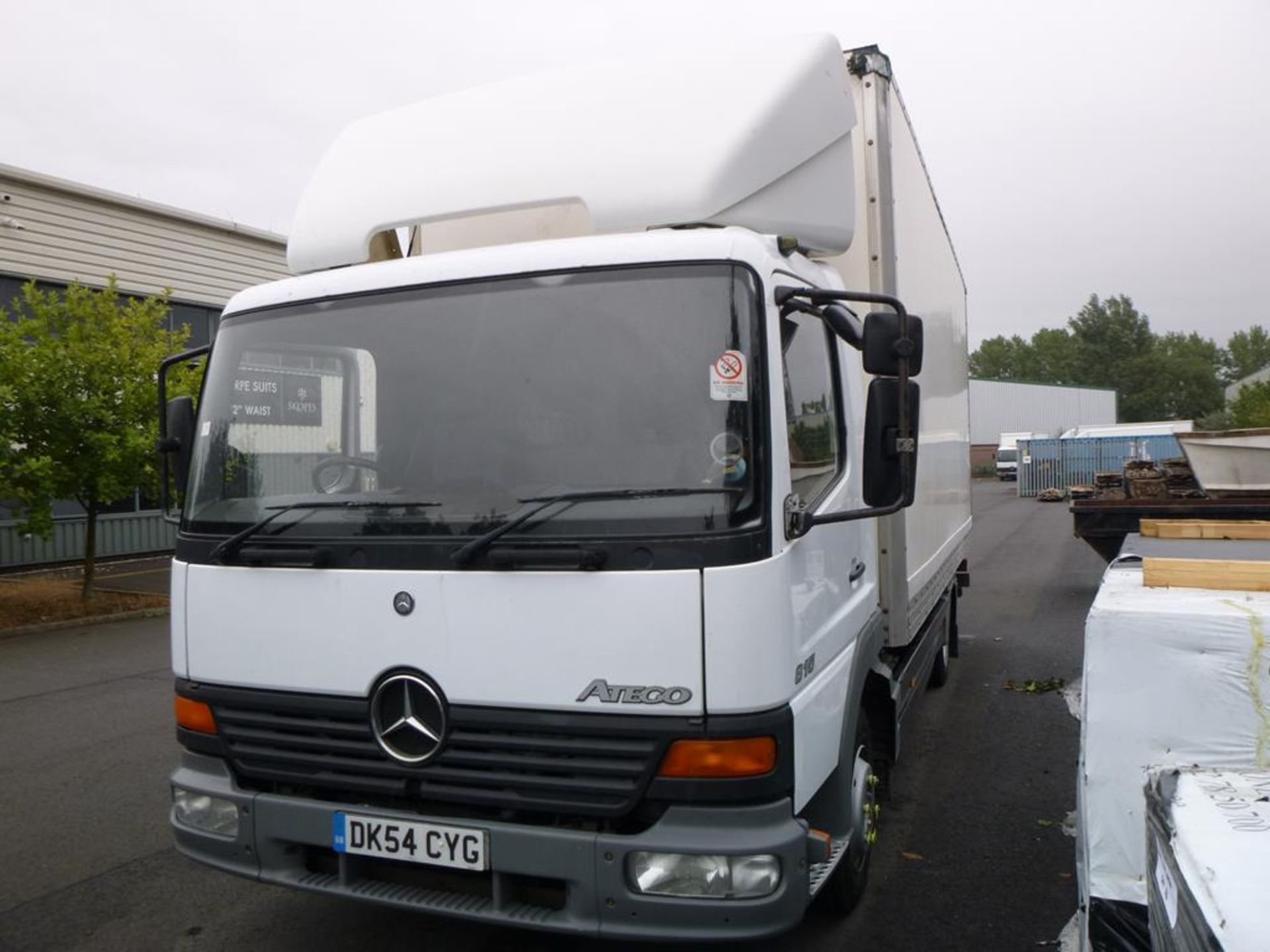 * Mercedes Atego 7.5T Box Van. A 2004 Mercedes Atego 815 7.5Tonne Box Van Reg number DK54 CYG; - Image 2 of 7