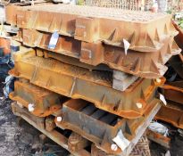 Quantity of BT manhole covers to pallet