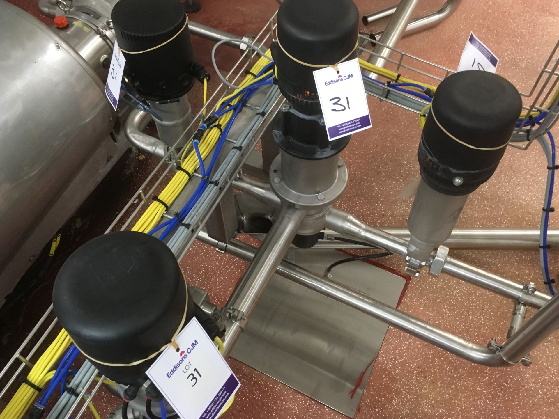 * 7 x APV Valves and 3 x Glycol Modulating Valves. Please note this lot is part of composite Lot 35.