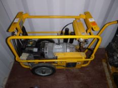 * A Motivair, Hydrovane 5 240V Trolley Mounted Compressor Unit/Fibre Blower. Please note there is a