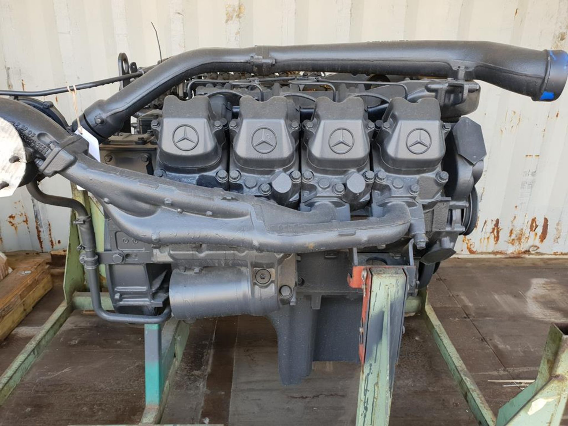 * Mercedes OM442LA V8 Turbo Diesel Engine. A Reconditioned Mercedes Model OM422LA V8 Turbo Diesel - Image 2 of 5