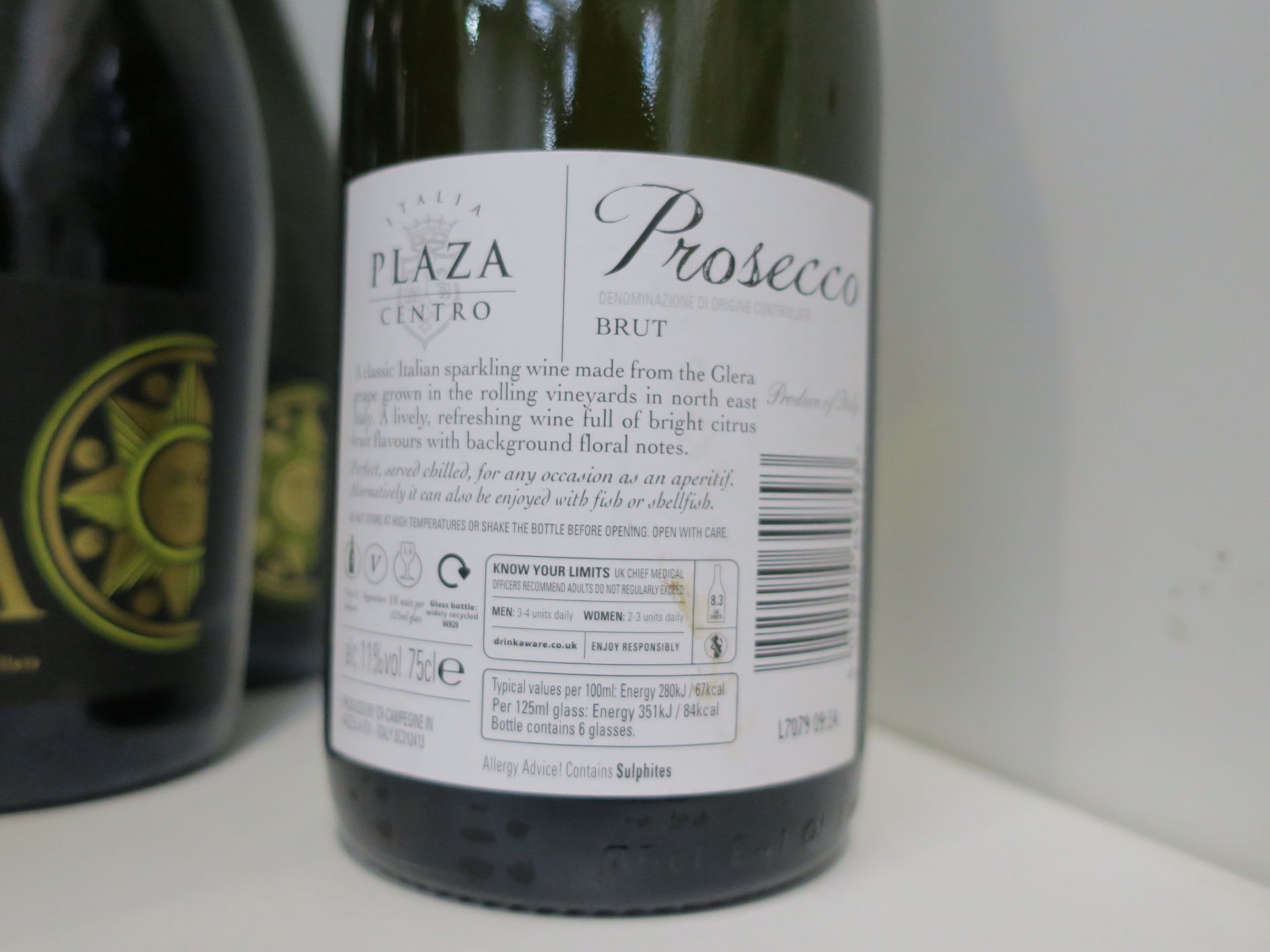 * Four bottles of Da Luca Prosecco 75cl 11% Vol, one bottle of Casa Sant' Orsola Prosecco 75cl 11% - Image 7 of 7