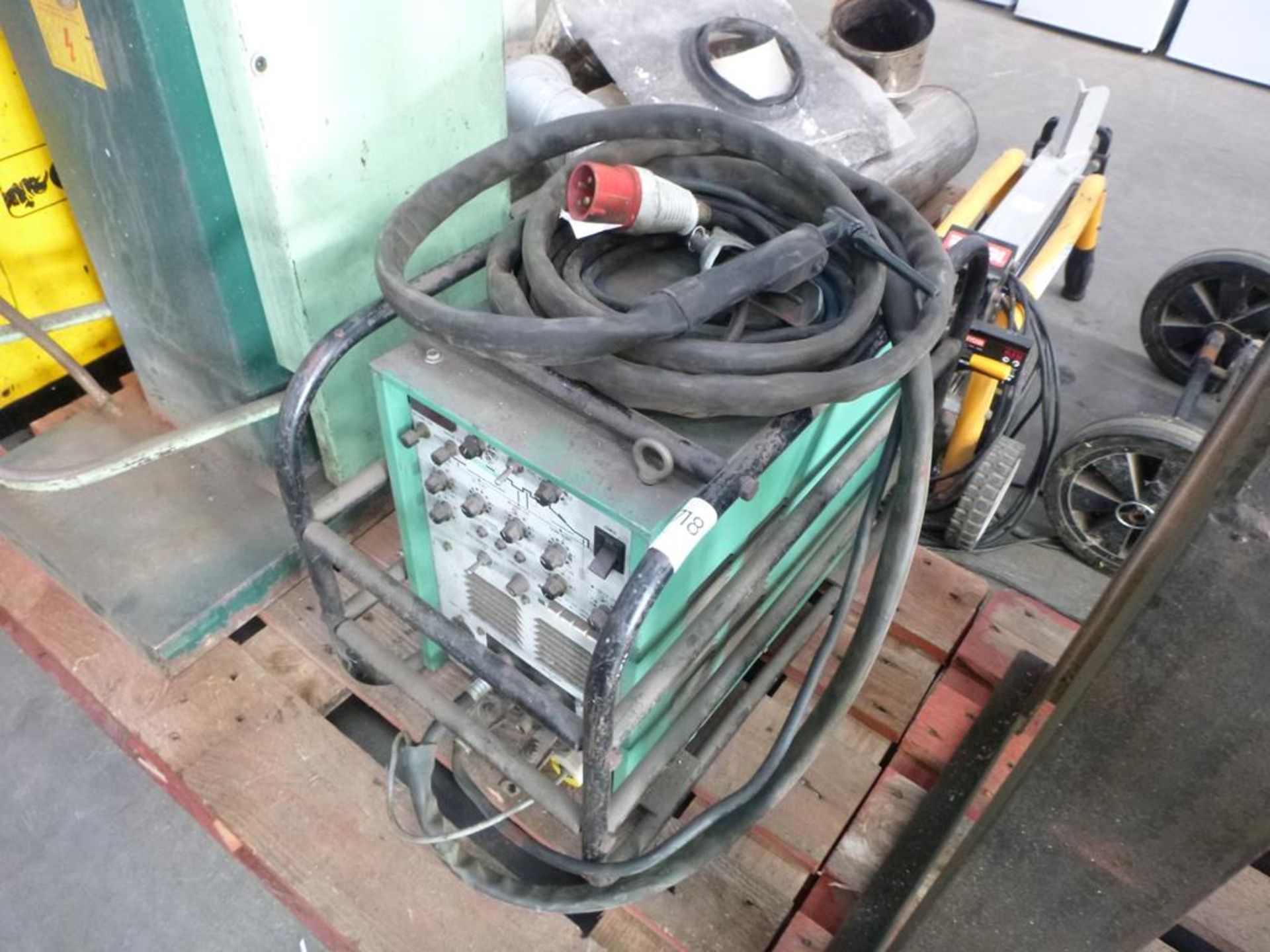 * A Heliarc 304i L-Tec Transistor Inverter 3PH Welder. Please note there is a £5 plus VAT Lift Out - Image 3 of 3