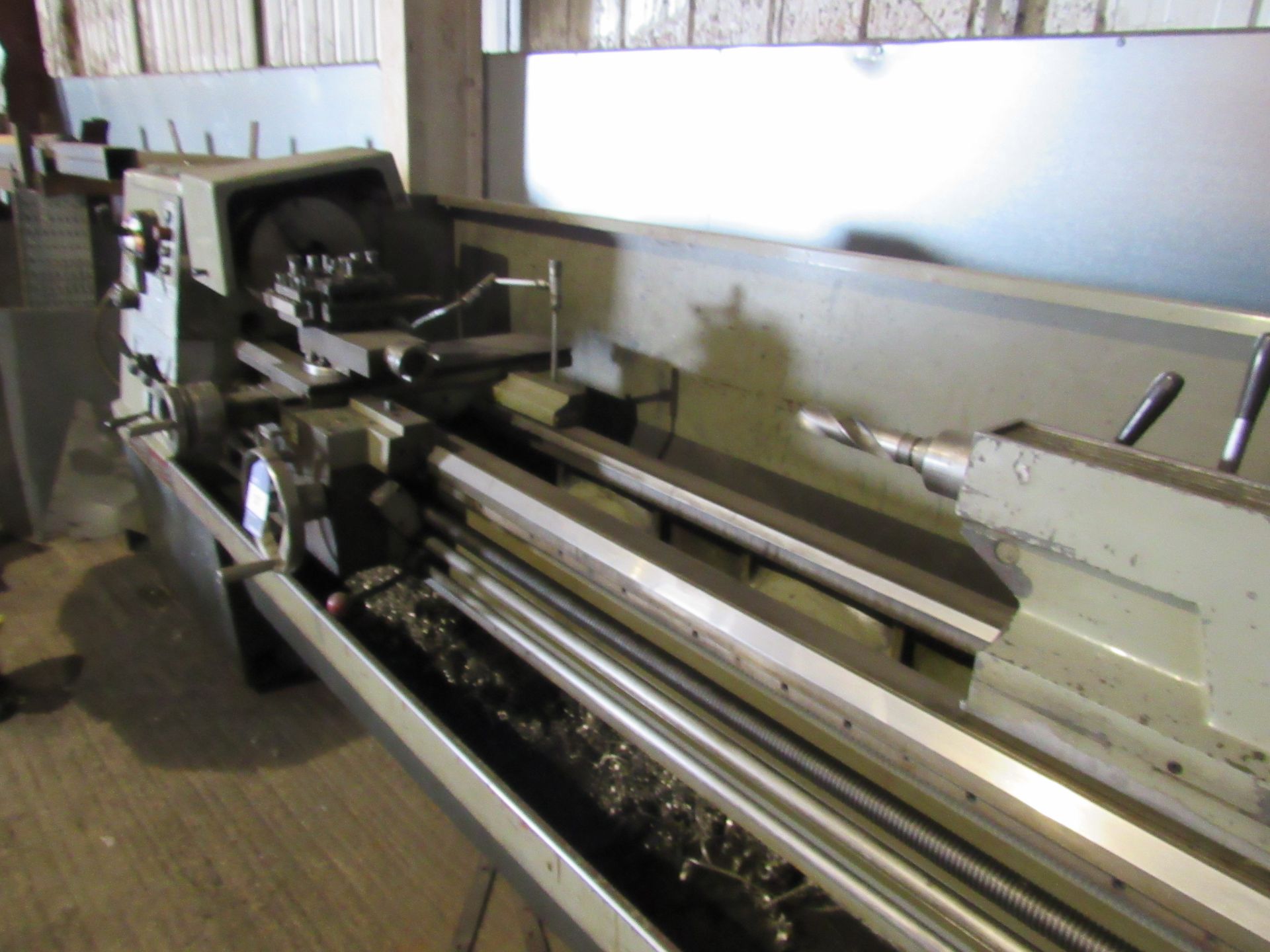 Colchester Mascot 1600 lathe Used Colchester mascot 1600 lathe, comes with 3 and 4 jaw chuck and - Image 5 of 5