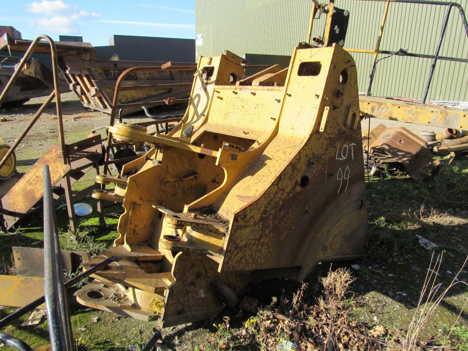 Caterpillar 972H front chassis (was taken from a machine to be scrapped)