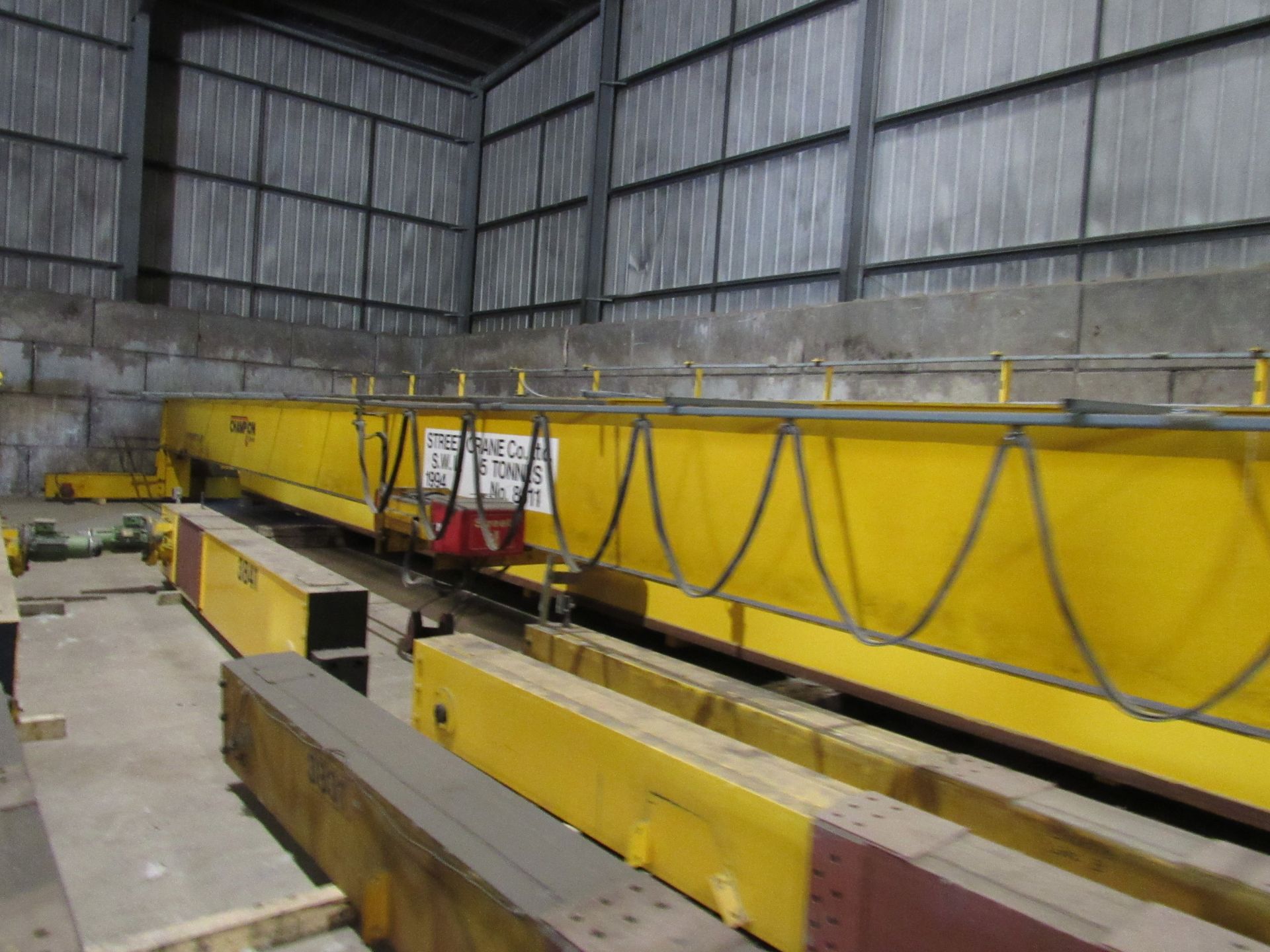 5 ton Street overhead gantry crane. Removed professionally and kept in side for storage. 21,249mm - Image 2 of 5