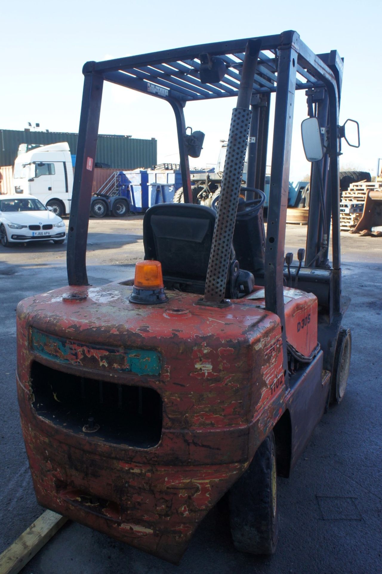 * Daewoo D305-3 Forklift Truck, diesel, duplex mast, incomplete, spares or repair, 12351 hours, - Image 4 of 7