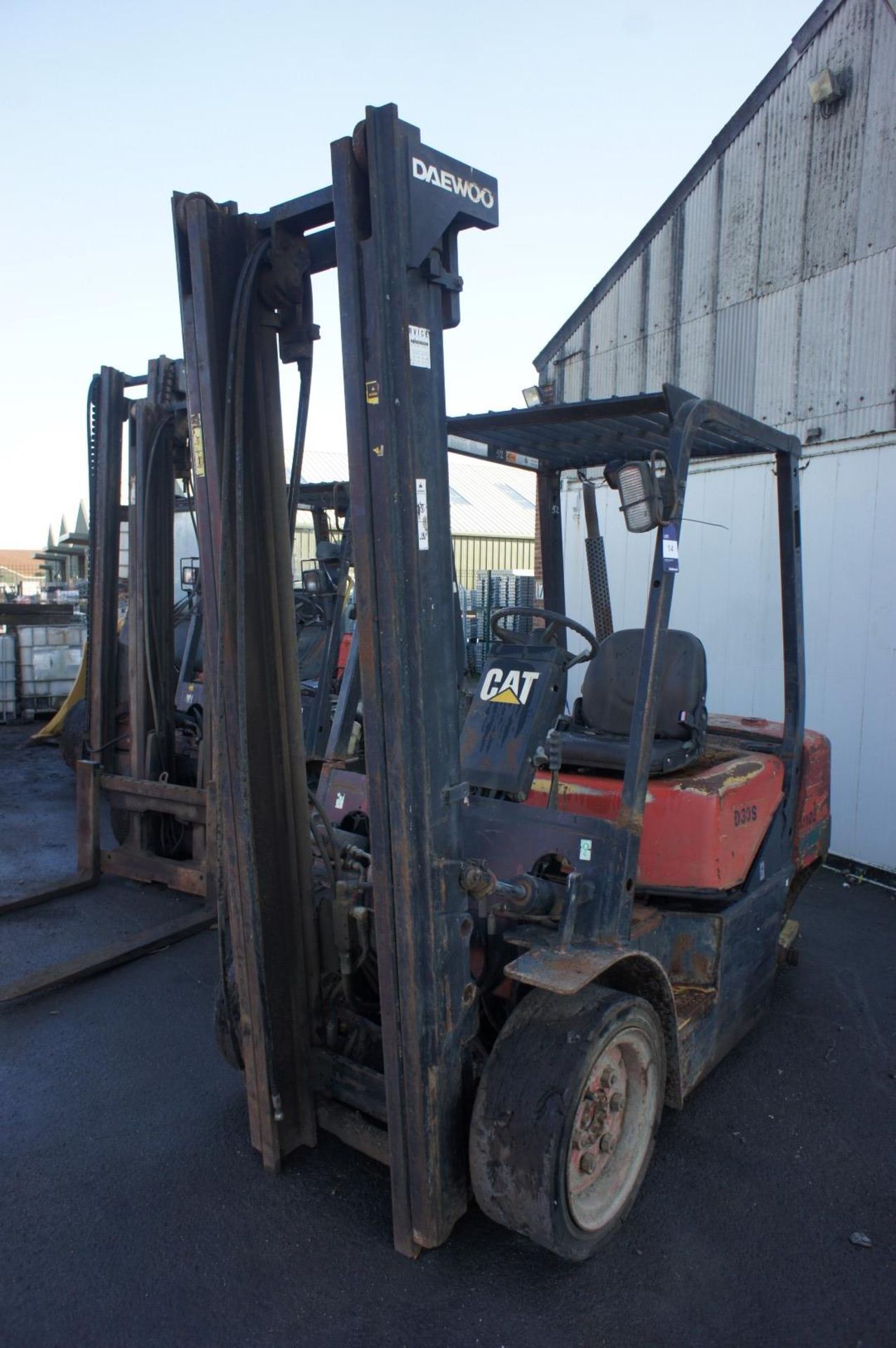 * Daewoo D305-3 Forklift Truck, diesel, duplex mast, incomplete, spares or repair, 12351 hours, - Image 3 of 7