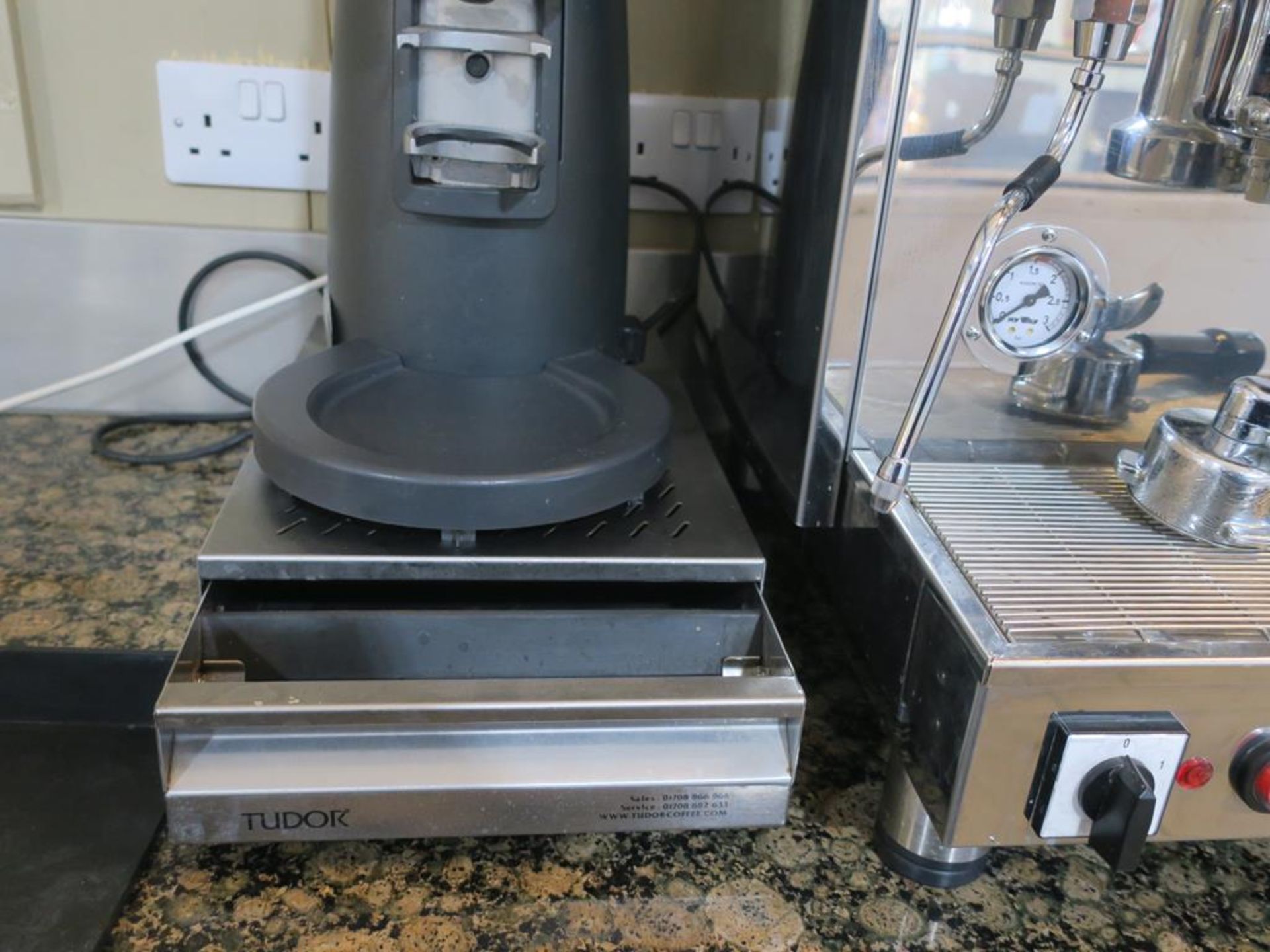 * A 'My Way' by Gruppo Izzo Coffee Machine model MK185 Pompei 2GR, serial No 16PM0107, 3000W (year - Image 6 of 12