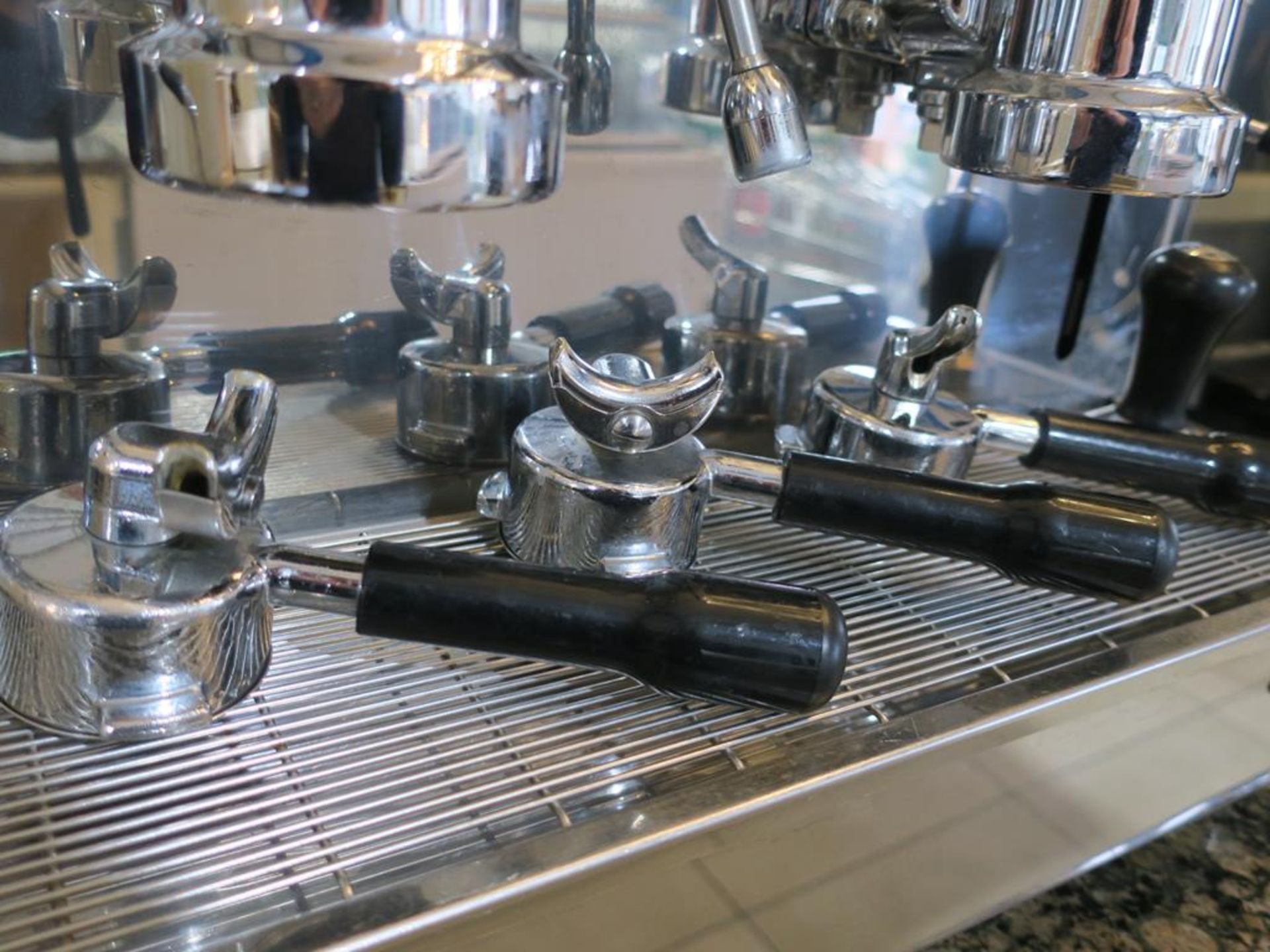 * A 'My Way' by Gruppo Izzo Coffee Machine model MK185 Pompei 2GR, serial No 16PM0107, 3000W (year - Image 8 of 12