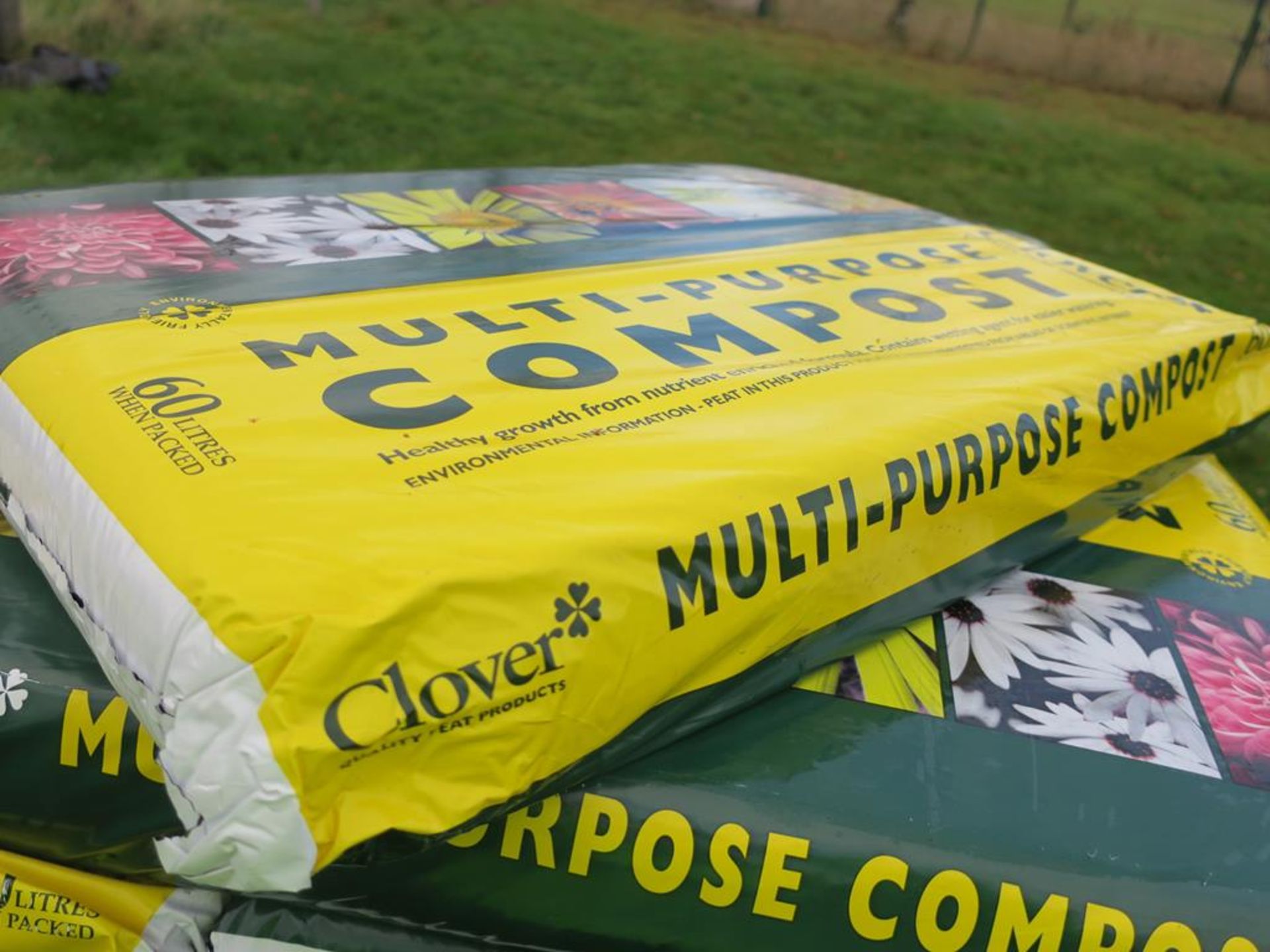 * 10 bags of Clover Multipurpose Compost (60L bag)