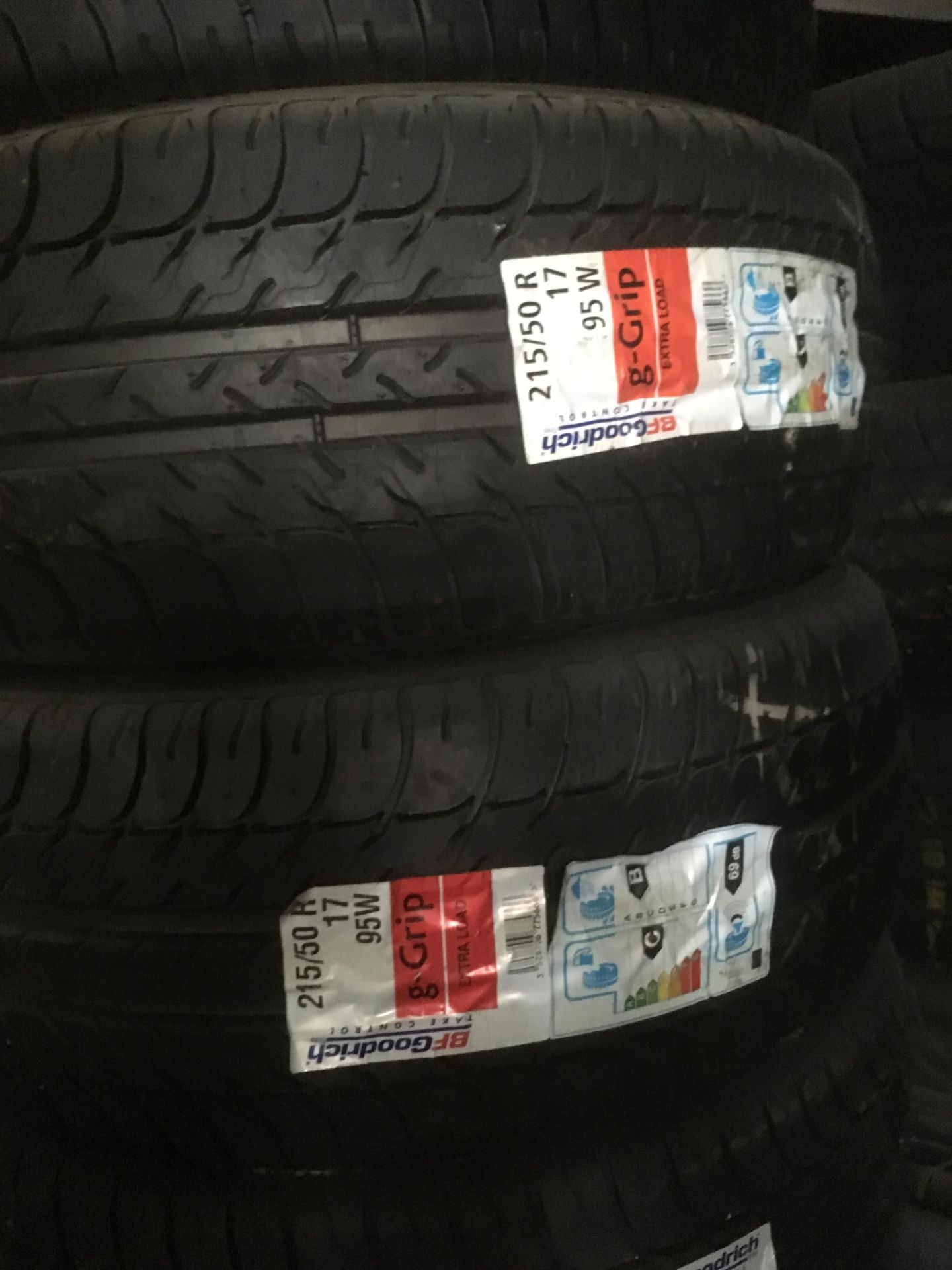 * 635 Unused Vehicle Tyres in diameters from 13'' to 22'' by Goodrich, Michelin, Nankang, Hankook. - Image 9 of 21