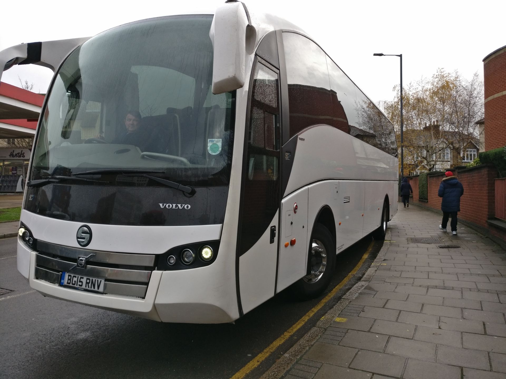 * 2015 Sunsundegai BIIR Volvo SC7 Euro 6 53 seater Coach with Toilet, Reg BG15 RNV, - Image 11 of 16