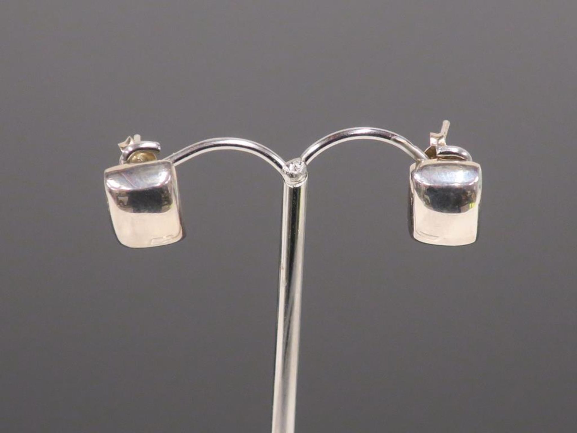 * Silver Freshwater Pearl Pendant (Retail Price: £45) and 3 x Pairs of Silver Earrings (Retail - Image 3 of 5