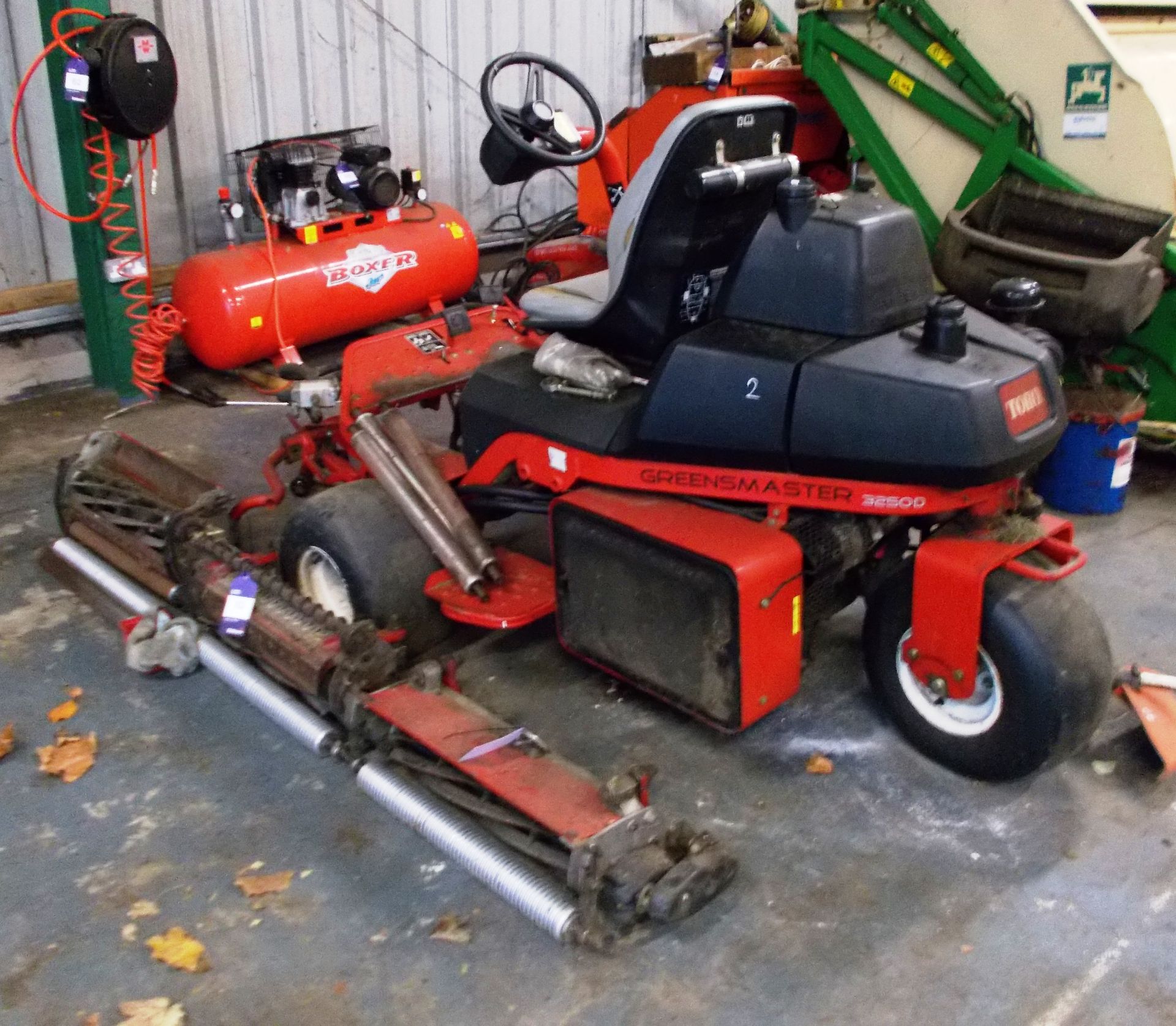 Toro Greensmaster 3250D Assembly (for spares), year of manufacture 2006, 2918 hours and 3 cutting