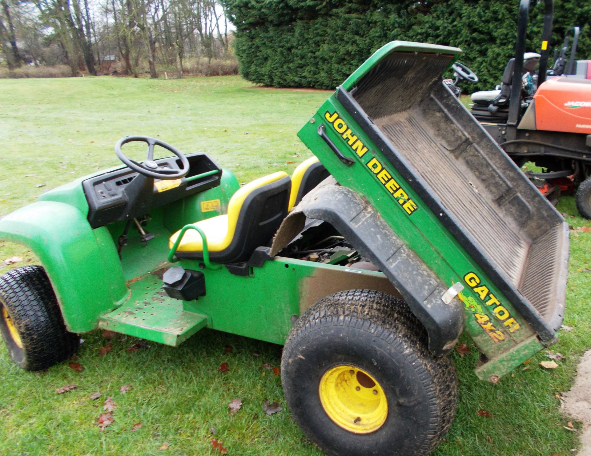 John Deere 4 x 2 Gator with tipping back unit, 2003, 4584 hours - Image 7 of 11